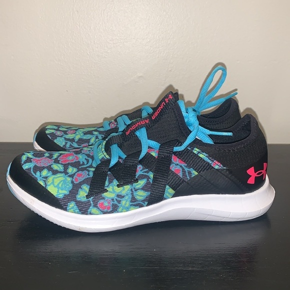Black Floral Under Armour Infinity 3 Tennis Size 4 - Picture 2 of 10